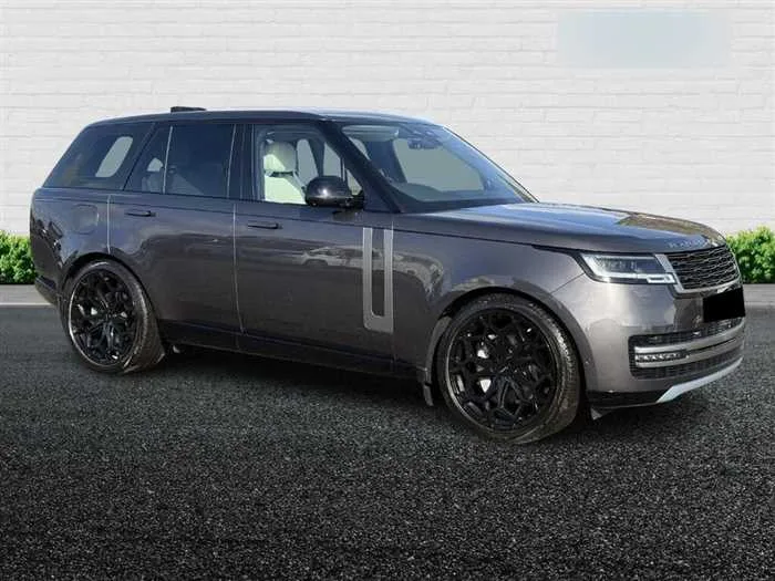 Land Rover Range Rover AUTOMATIC DIESEL 2022 — фото 1, купить с доставкой в Москву