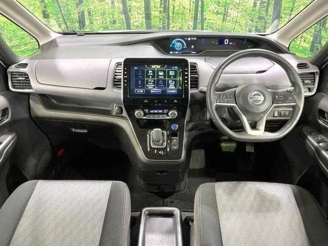 Nissan Serena 2022 — миниатюра 2