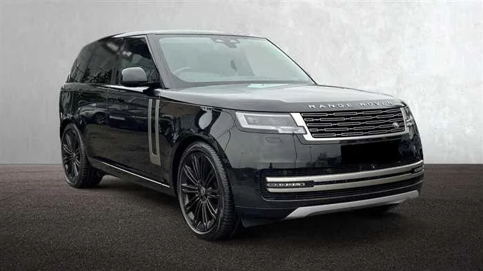 Land Rover Range Rover AUTOMATIC DIESEL 2023 — фото 1, купить с доставкой в Москву