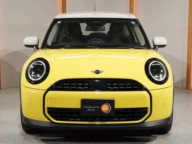 BMW MINI 2025 — миниатюра 3