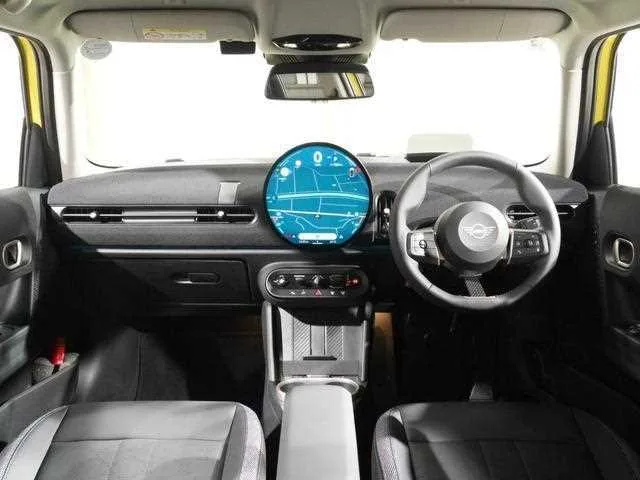 BMW MINI 2025 — миниатюра 4
