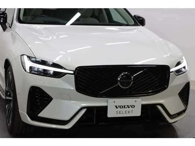 Volvo XC60 2025 — миниатюра 3