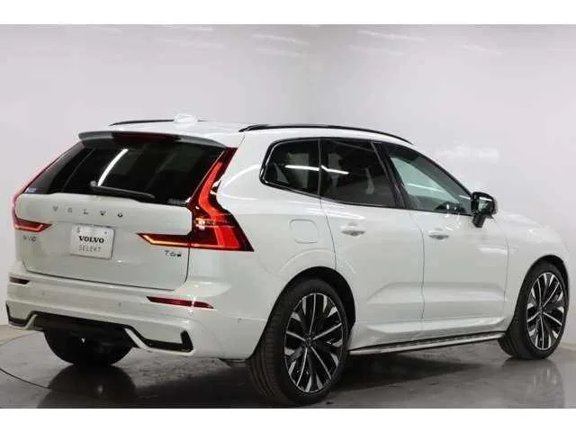 Volvo XC60 2025 — миниатюра 5