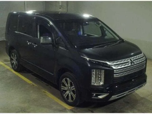 Mitsubishi Delica D:5 2023 — миниатюра 3