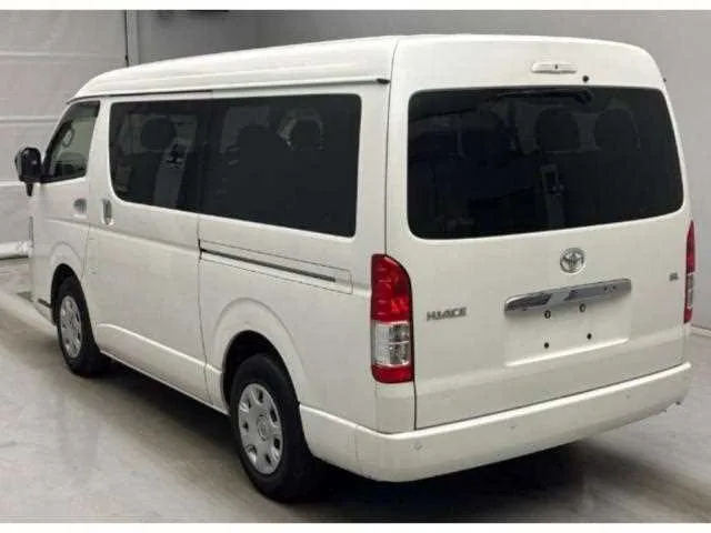 Toyota Hiace Wagon 2022 — миниатюра 4
