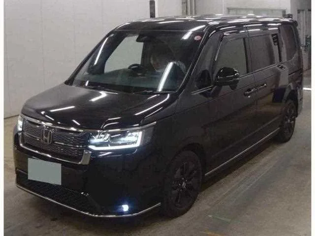 Honda Step WGN 2023 — фото 1, купить с доставкой в Москву