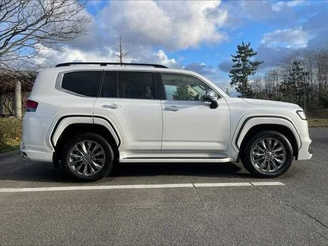 Toyota Land Cruiser 2024 — миниатюра 2