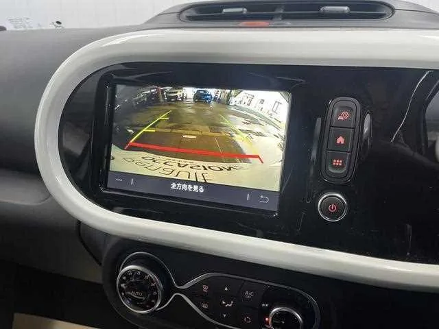 Renault Twingo 2023 — миниатюра 3