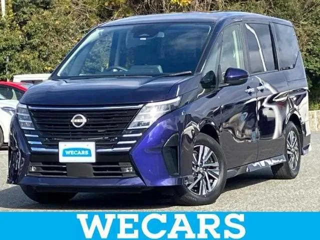 Nissan SERENA 2023 — фото 1, купить с доставкой в Москву