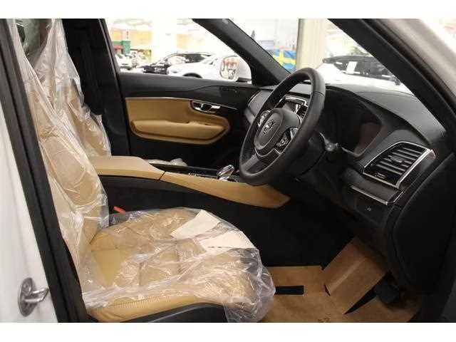 Volvo XC90 2024 — миниатюра 2