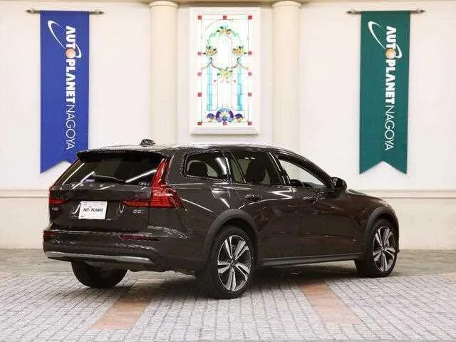Volvo V60 2024 — миниатюра 2