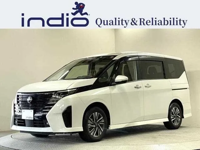 Nissan Serena 2023 — фото 1, купить с доставкой в Москву
