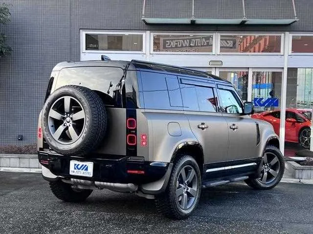 Land Rover Defender 2025 — миниатюра 2