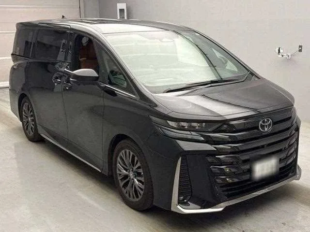 Toyota Vellfire 2025 — фото 1, купить с доставкой в Москву