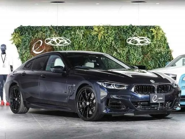 BMW 8 Series 2022 — фото 1, купить с доставкой в Москву
