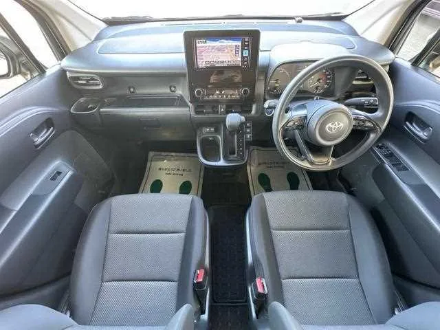 Toyota Sienta 2024 — миниатюра 2