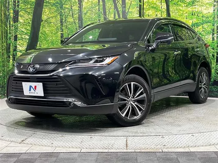 Toyota Harrier 2023 — фото 1, купить с доставкой в Москву