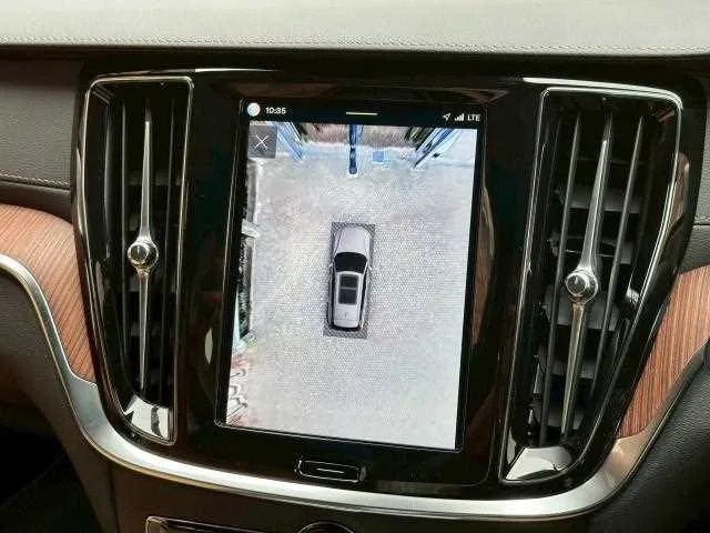 Volvo V60 2025 — миниатюра 3