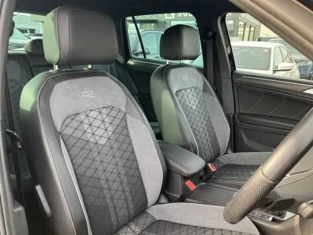 Volkswagen Tiguan 2023 — миниатюра 3