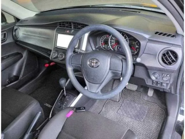 Toyota Corolla Fielder 2023 — миниатюра 3