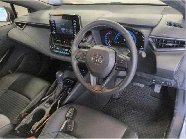 Toyota Corolla Sedan 2022 — миниатюра 3