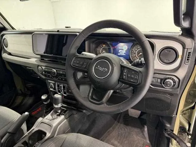 Jeep Wrangler 2025 — миниатюра 4