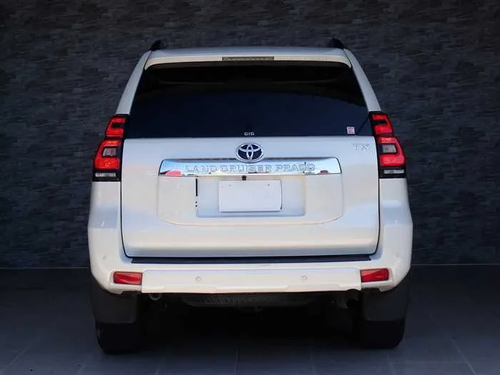 Toyota Land Cruiser Prado TX 2022 — миниатюра 4