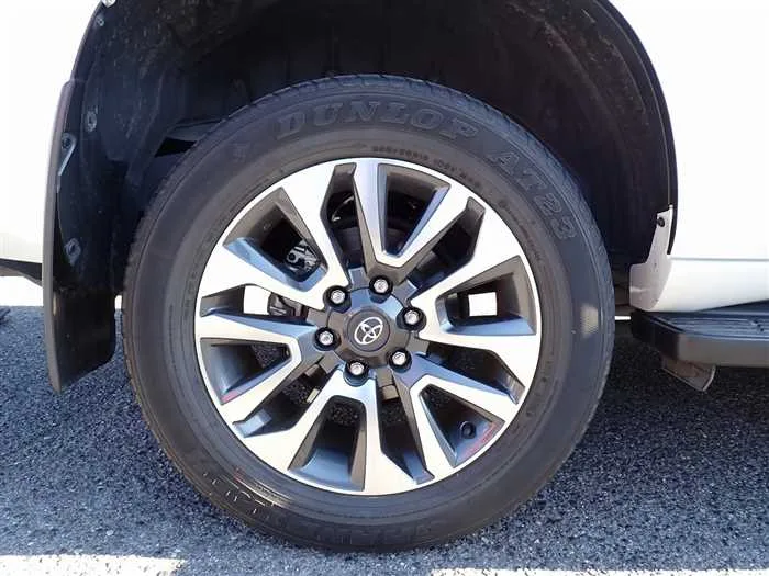 Toyota Land Cruiser Prado TX-L 2022 — миниатюра 3