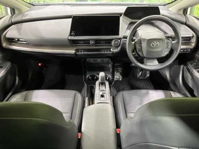 Toyota Prius 2025 — миниатюра 2