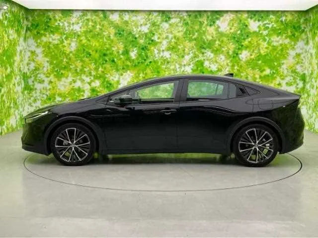 Toyota Prius G 2023 — миниатюра 2