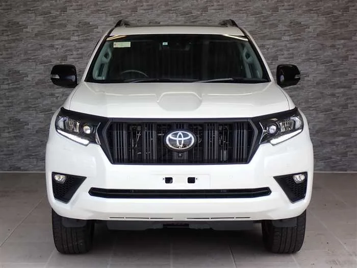 Toyota Land Cruiser Prado TX-L Matte Black Edition 2023 — миниатюра 5