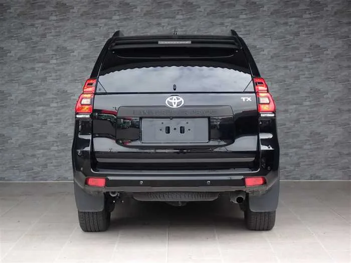 Toyota Land Cruiser Prado TX-L Matte Black Edition 2023 — миниатюра 4
