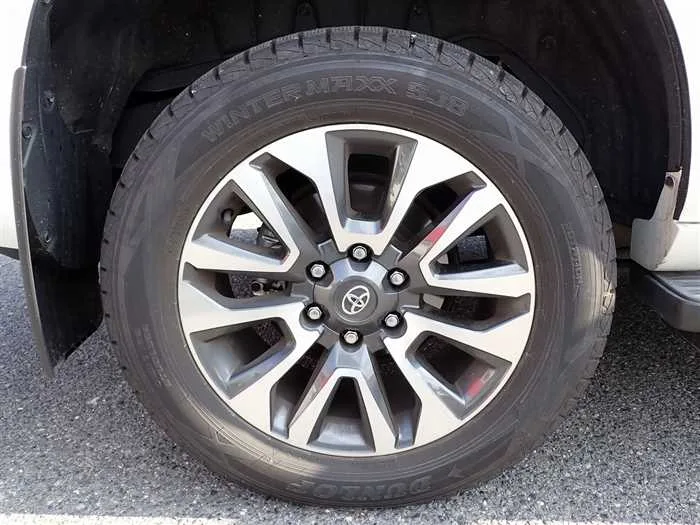 Toyota Land Cruiser Prado TX-L 2023 — миниатюра 3