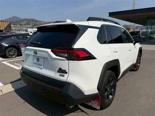 Toyota RAV4 2024 — миниатюра 3
