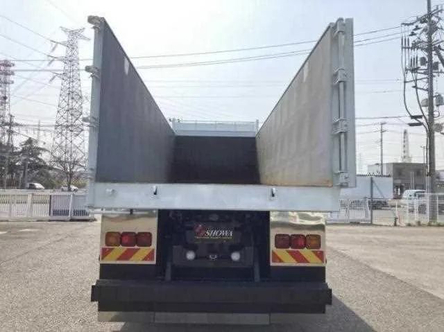 Mitsubishi Fuso SUPER GREAT 2023 — миниатюра 3