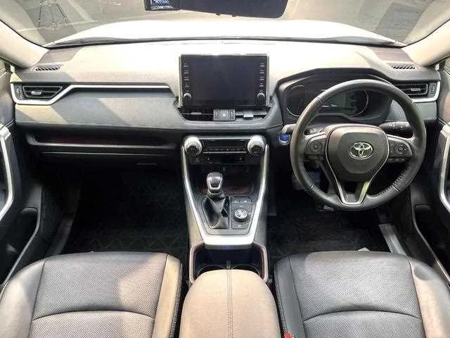 Toyota RAV4 2022 — миниатюра 2