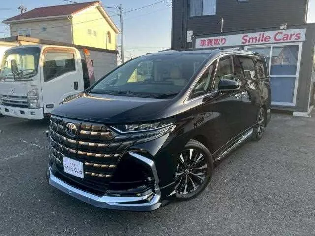 Toyota Alphard Hybrid Executive Lounge 2024 — фото 1, купить с доставкой в Москву