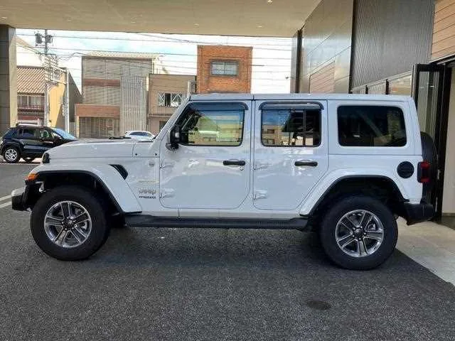 Jeep Wrangler 2023 — миниатюра 3
