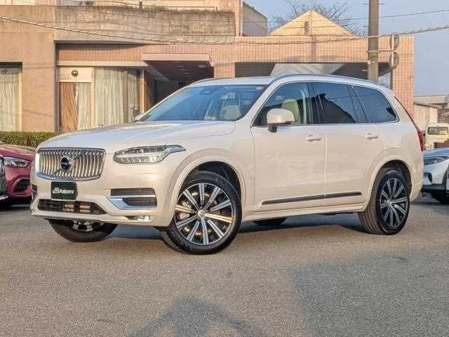 Volvo XC90 2024 — фото 1, купить с доставкой в Москву