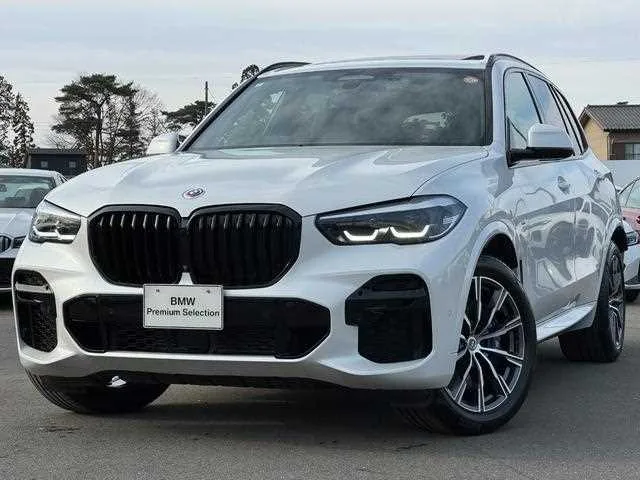 BMW X5 2022 — фото 1, купить с доставкой в Москву