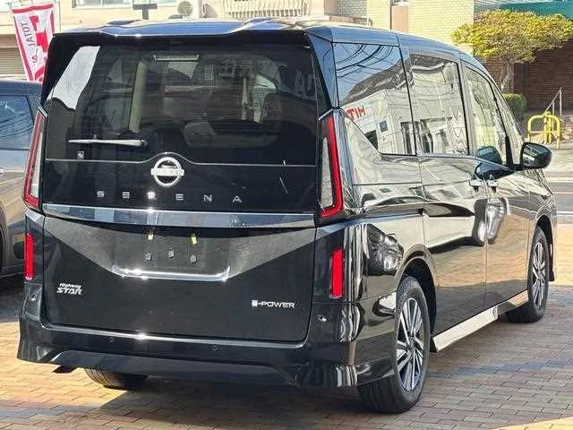 Nissan Serena 2024 — миниатюра 3