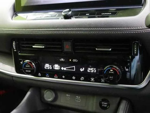 Nissan X-Trail 2022 — миниатюра 2