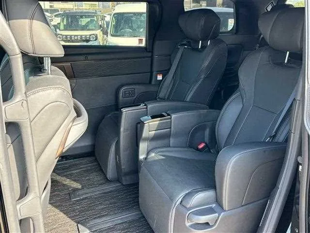 Toyota ALPHARD HYBRID 2024 — миниатюра 4