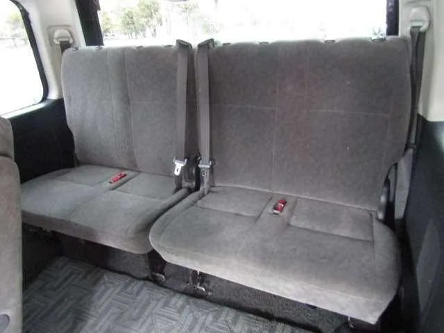 Toyota Hiace Wagon 2023 — миниатюра 3