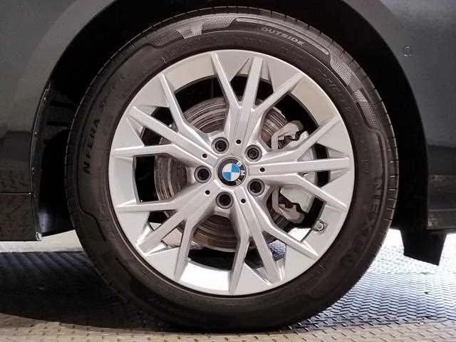 BMW 1 Series 2025 — миниатюра 3