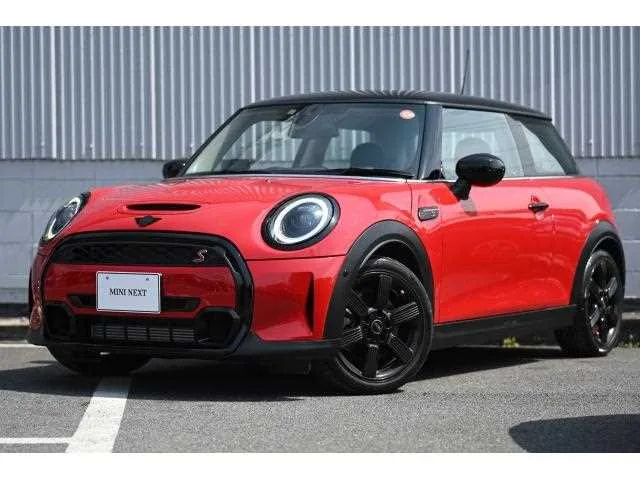 BMW MINI 2023 — фото 1, купить с доставкой в Москву
