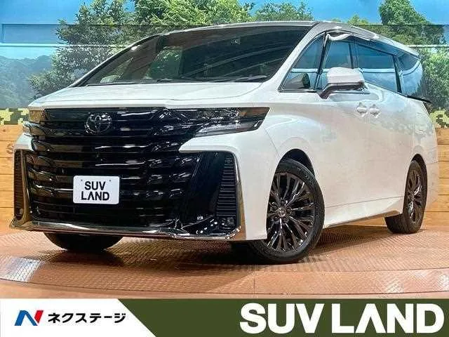 Toyota Vellfire 2023 — фото 1, купить с доставкой в Москву