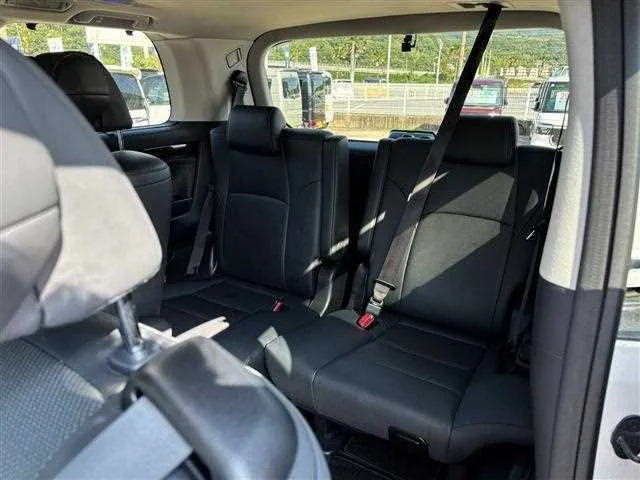 Toyota Alphard G 2023 — миниатюра 2