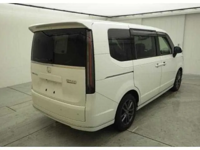 Honda Step WGN 2023 — миниатюра 2