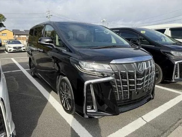Toyota Alphard G 2023 — фото 1, купить с доставкой в Москву